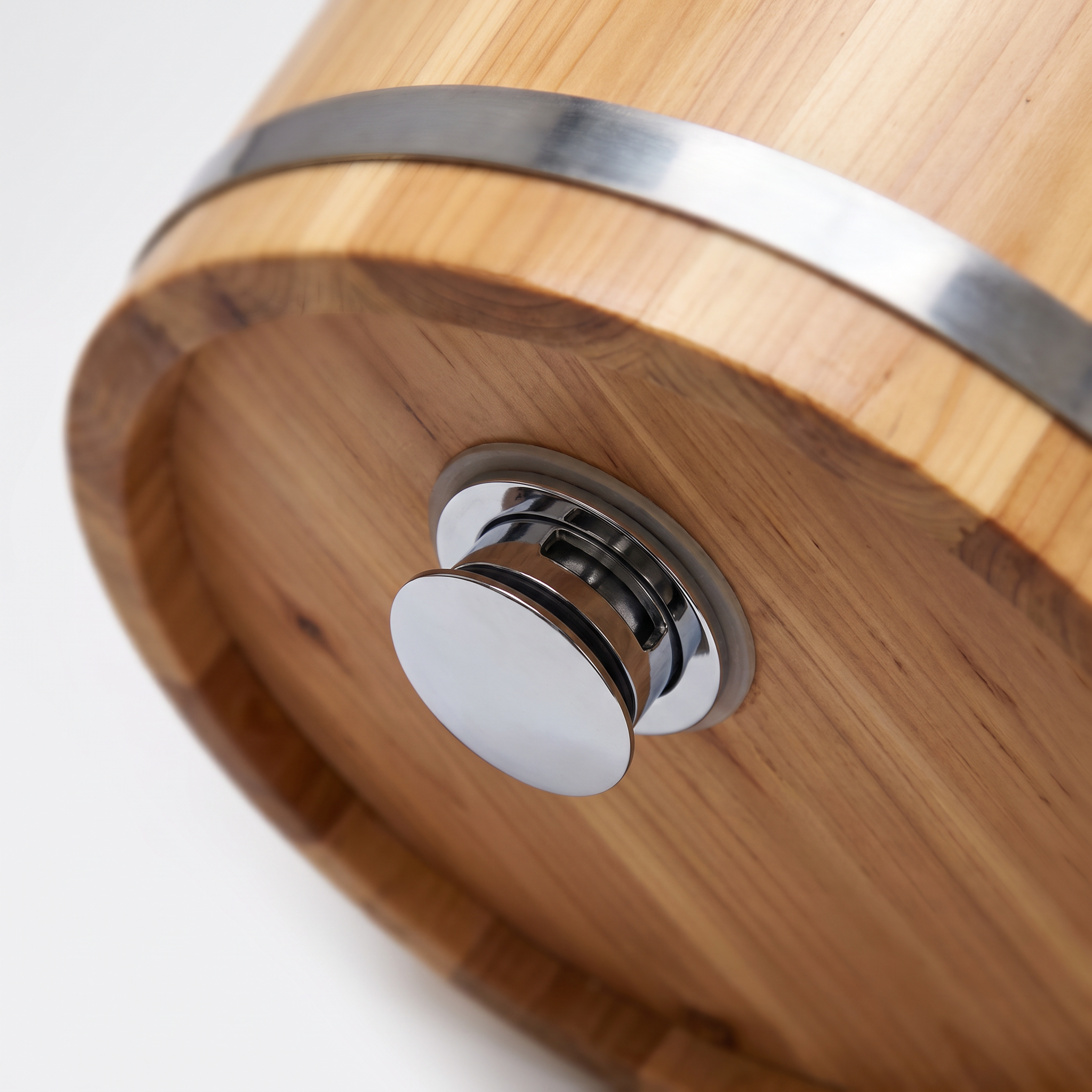 Round Fir Wood Bath Barrel